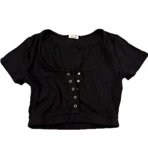 garage black ribbed quarter button up cropped tight tee